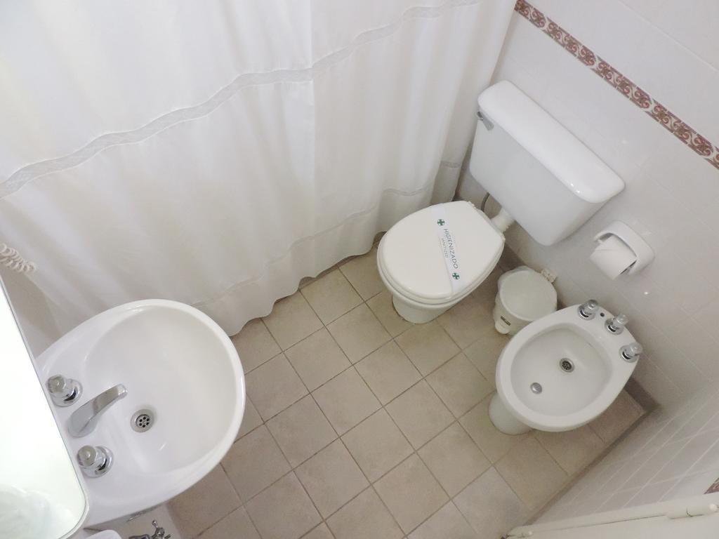 Hotel Galicia Trelew Bilik gambar
