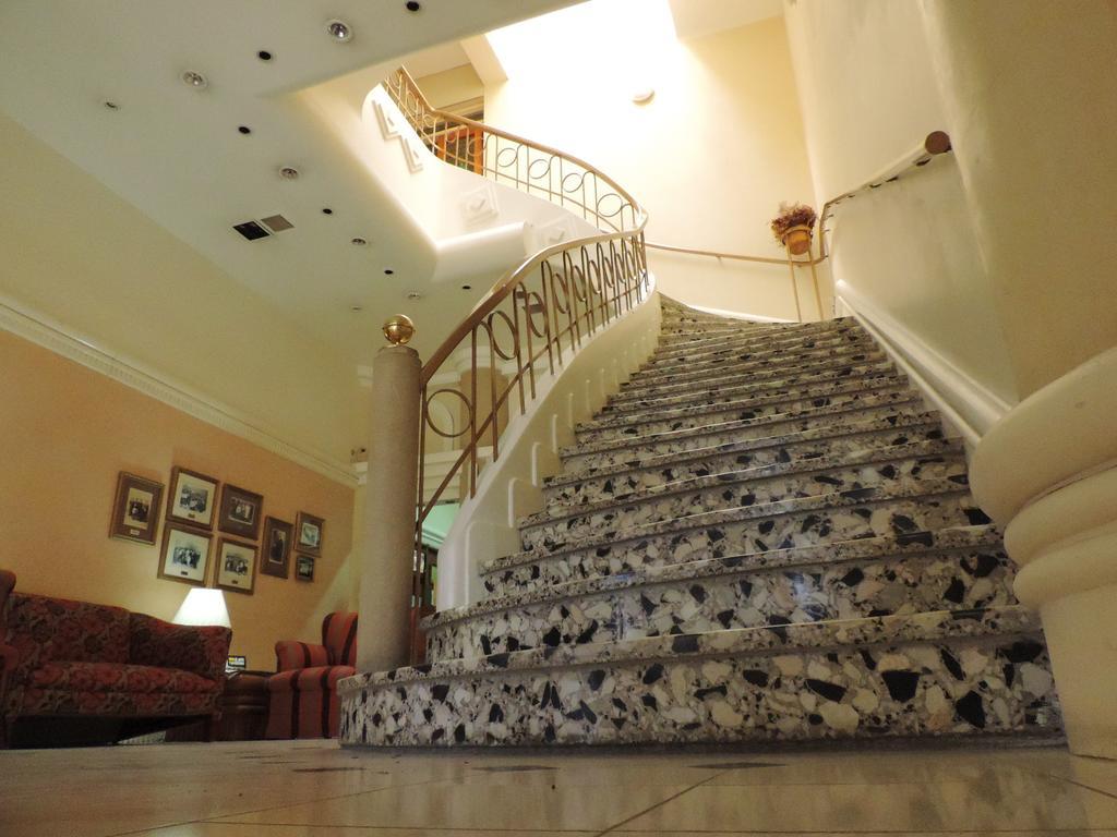 Hotel Galicia Trelew Luaran gambar