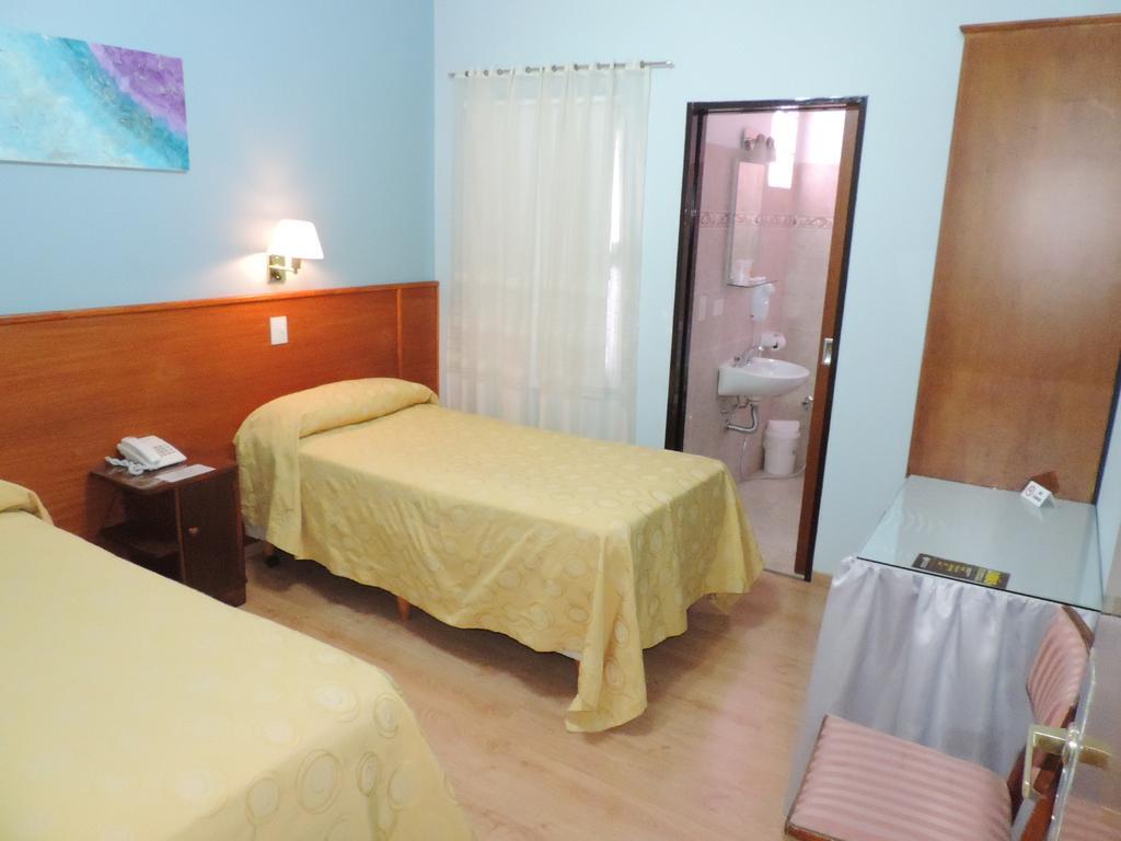Hotel Galicia Trelew Luaran gambar